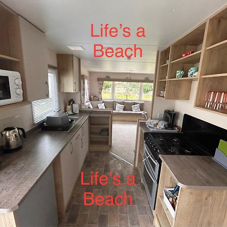 Lifes A Beach On Presthaven Sands 프레스타틴 외부 사진